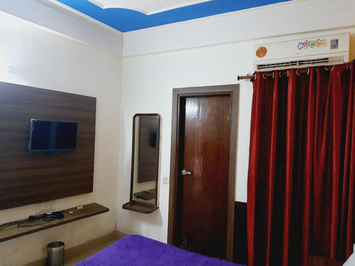 Bhawana Hotel آغْرا المظهر الخارجي الصورة